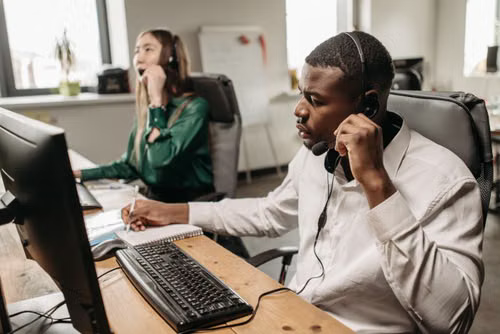What a Business Associate Agreement Means for a HIPAA-Compliant Medical Answering Service